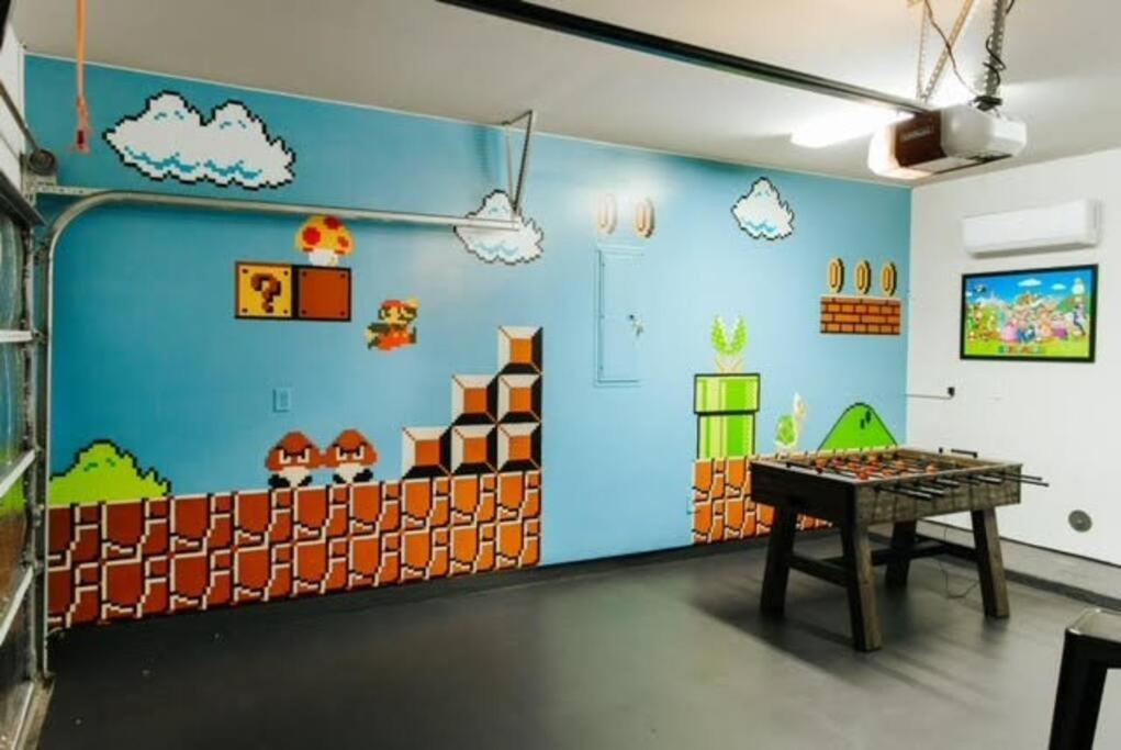 Holiday home Downtown Escape With Backyard Gameroom And Hot Tub Houston